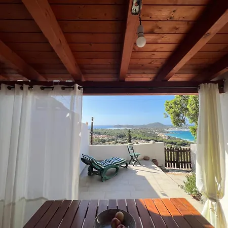 Holiday home Carlotta's House *